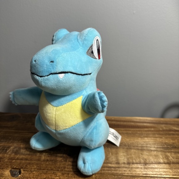 Nintendo Pokemon Totodile‎ 8" Stuffed Plush - Blue Embroidered Features 2021 - Picture 1 of 7